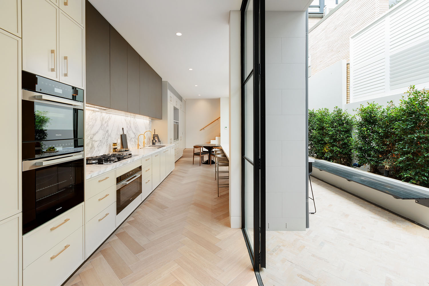 Claremont Terrace Potts Point Antoniades